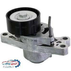 نمای نزدیک غلتک سفتکن تسمه دینام شرکتی ایساکو با پایه برای پژو 206 تیپ 2